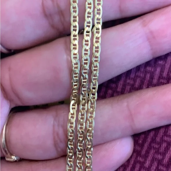 COPY - 10kt Gold Mariner Link Chain - 2.5mm - 20